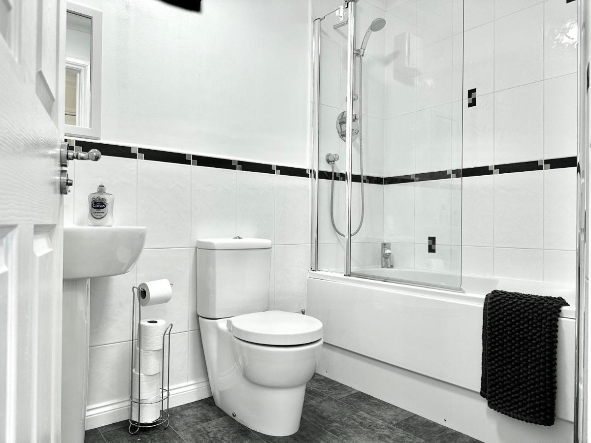 Riverview Apartment 2 Bed, 2 Bath, Free Parking / Wifi Inverness Bagian luar foto